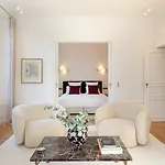 Pick A Flat\'S Apartment In Saint Germain Des Pres - Rue Furstemberg